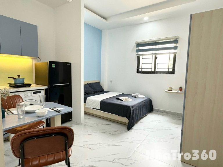 Vị trí: Tô Hiến Thành, Quận 10 🏢 Thang máy, máy giặt riêng, đầy đủ nội thất 🚗 Tiện qua Quận 3, Quận 5, Quận 8 🔐 Giờ giấc tự do, khóa từ, PCCC 💰 Ưu đãi đặc biệt cho hợp đồng dài hạn  📞 Liên hệ: 0794 499 929 (Zalo/Call) – Viên, Ivan Unitegroup