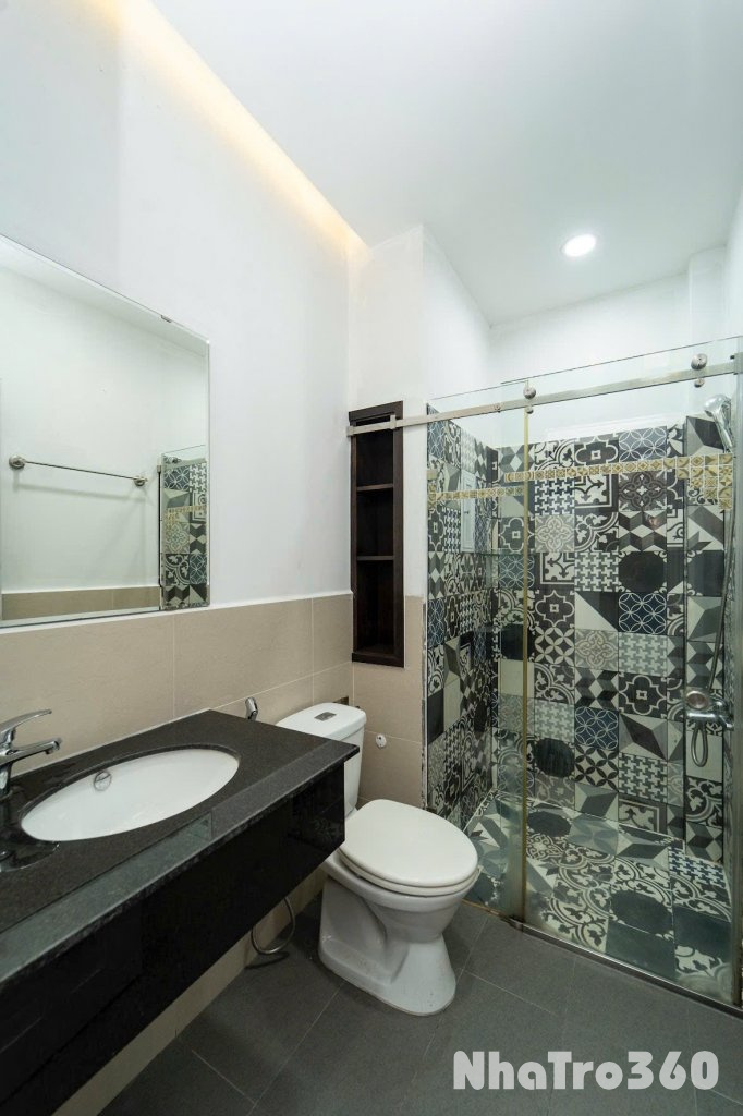 Cho thuê căn hộ cho thuê Quận 1, đường Lê Thị Riêng, gần ĐH Văn Lang, Công Viên Toa Đàn, 23/9