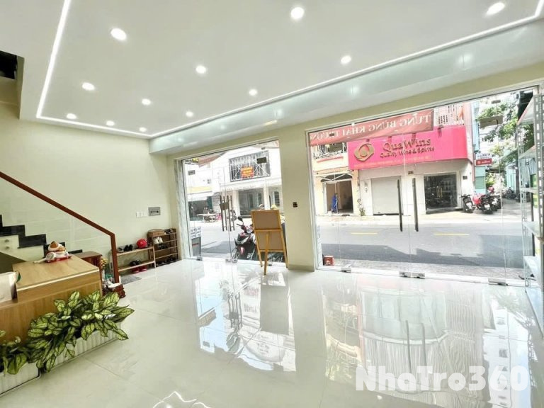 Cho Thuê Nhà Nguyên Căn Lê Văn Sỹ Q3 2 Lầu 2 WC