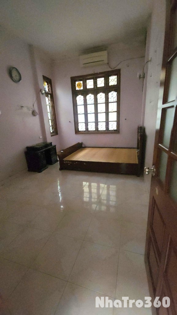 Cho thuê nhà nguyên căn Nguyễn Cao, Hai Bà Trưng, 4 tầng, 50m²/tầng, 5 ngủ, 4 VS. 13tr/tháng (CTL).