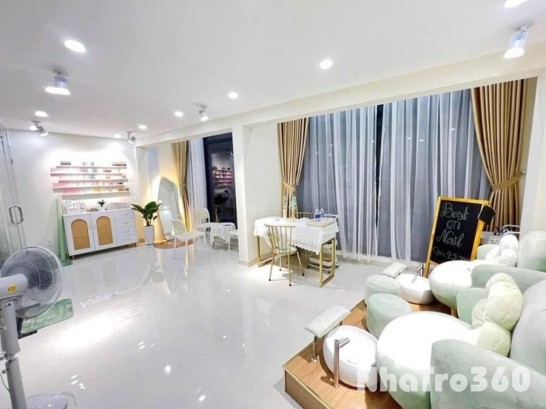 Cho Thuê Nhà Nguyên Căn Lê Văn Sỹ Q3 2 Lầu 2 WC