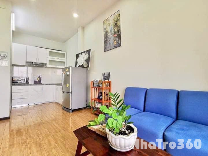 Chủ nhượng lại phòng 8 triệu