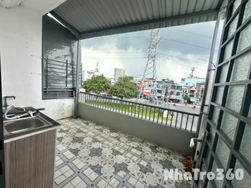 Phòng trọ ban cong, tách bếp