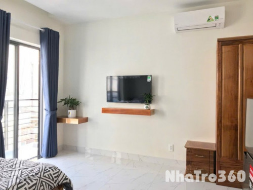 Cho thuê căn hộ Studio Ban công, Máy giặt riêng Q1 gần chợ Bến Thành, phố Bùi Viện, cầu Ông Lãnh