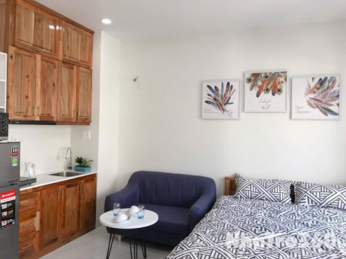 Cho thuê căn hộ Studio Ban công, Máy giặt riêng Q1 gần chợ Bến Thành, phố Bùi Viện, cầu Ông Lãnh