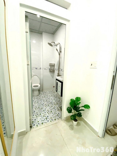 CHO THUÊ CĂN HỘ 2PN SIÊU RỘNG - 80M2 Lạc Long Quan