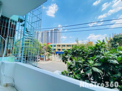 😍Cho thuê căn Studio Quận 10 ban công lớn