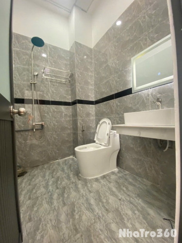 STUDIO BAN CÔNG FULL NT GẦN ETOWN CỘNG HOÀ