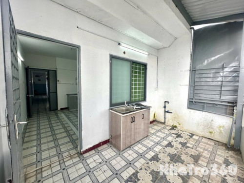 Phòng trọ ban cong, tách bếp