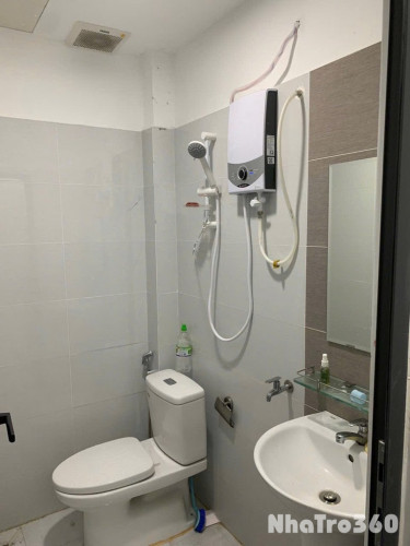 Cho thuê căn Studio Quận 10 cửa sổ full nội thất