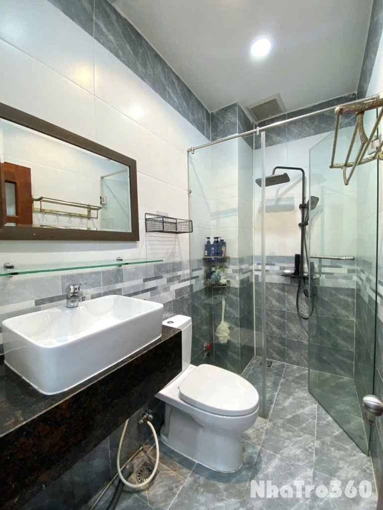 Cho thuê căn hộ Studio Cửa sổ Q8 gần Parc Mall, nhà thờ Nam Hải, cầu Chánh Hưng