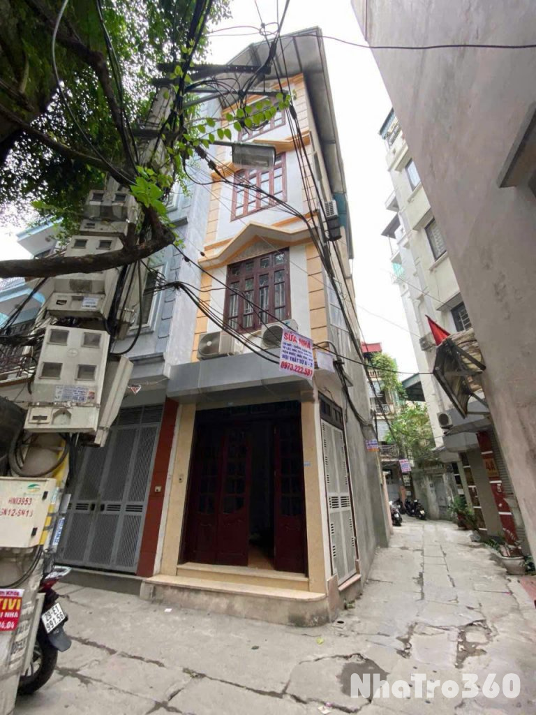 Cho thuê nhà  ngõ 127 Hào Nam, 32m2 x 4 Tầng, 3 ngủ, Giá 11 triệu/tháng