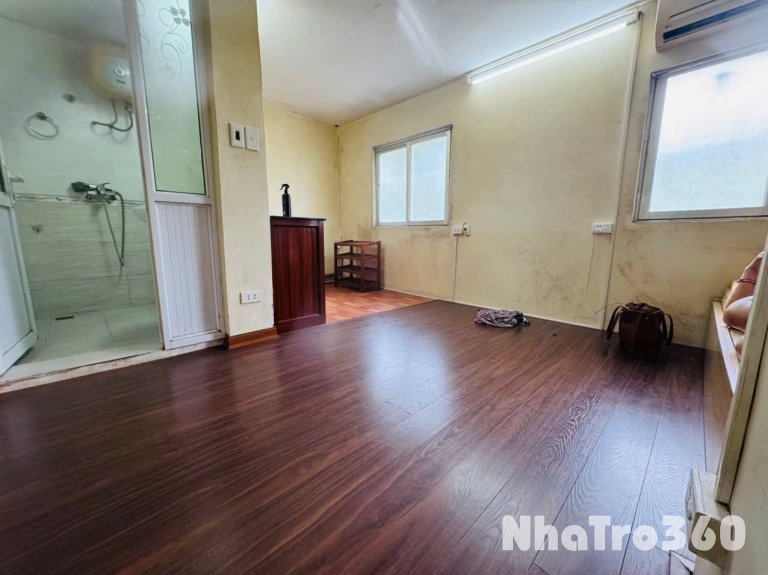 Cho thuê Tập thể khoá 125 Minh Khai, ngõ Hoà Bình 7 diện tích 90m 4 ngủ 2 wc 2 bếp tầng 3 giá 9.5 triệu