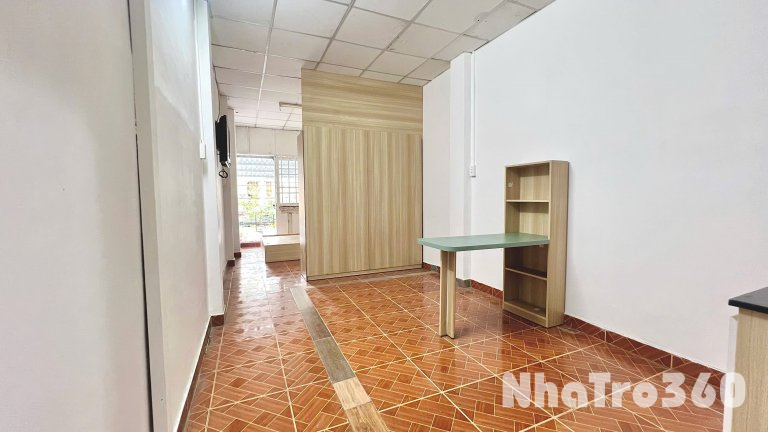 CĂN HỘ BAN CÔNG FULL NỘI THẤT QUẬN 10 GẦN BIG C TÔ HIẾN THÀNH