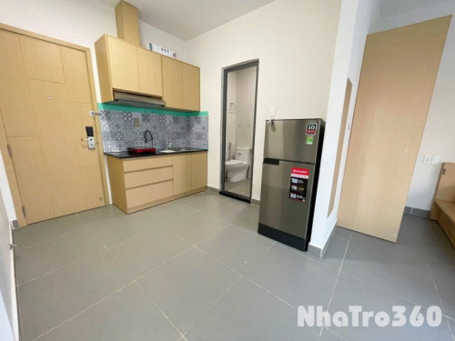 Cho thuê căn hộ quận 4, ban công, máy giặt riêng