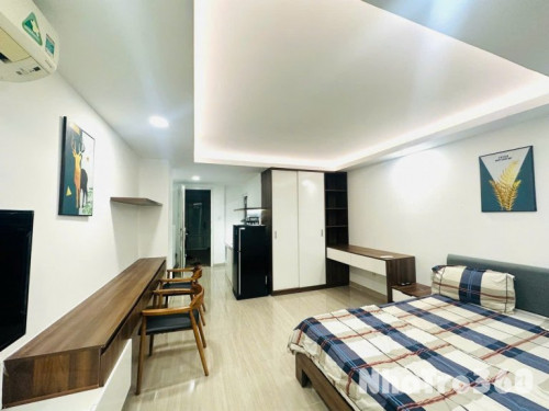Studio ban công tách bếp - full nội thất hiện đại ngay trung tâm quận 1