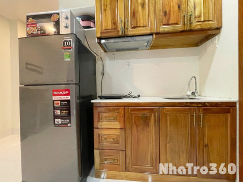 Căn hộ ngay trung tâm quận 1, bancol view siêu chill, gần UEH, Đại học Hoa Sen