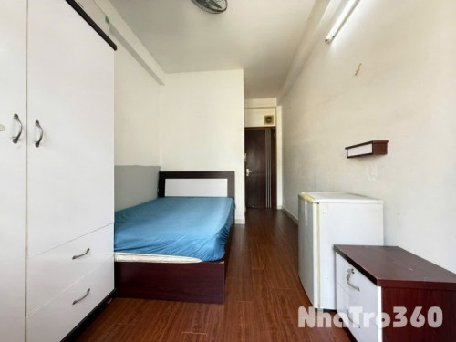 Cho thuê phòng ban công full nội thất quận 10