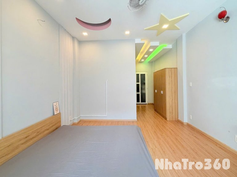 Cho thuê căn hộ tách bếp, Q8, Đường Phạm Thị Tánh, gần ĐH Kinh Tế (csB và csN), CV Tạ Quang Bửu, cầu Chánh Hưng