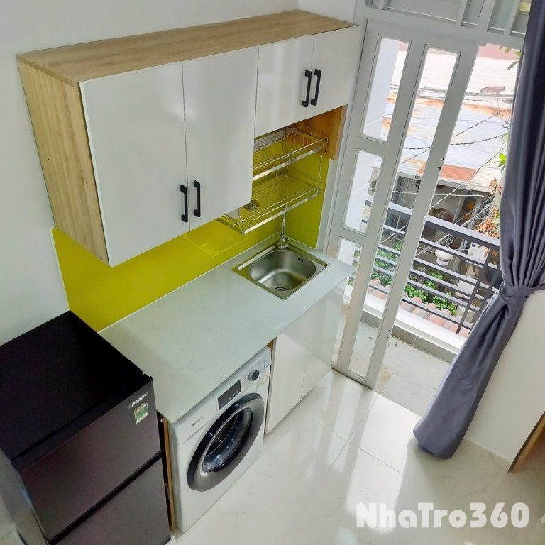 Duplex BAN CÔNG gần Học viện Hàng không