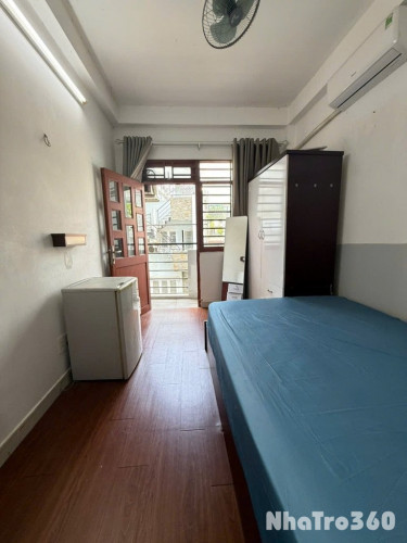 Cho thuê phòng ban công full nội thất quận 10