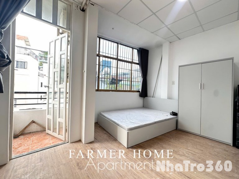 Full nội thất, cửa sổ, ban công, studio