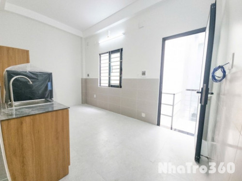 Studio, tủ lạnh, cửa sổ, full nội thất, tự do