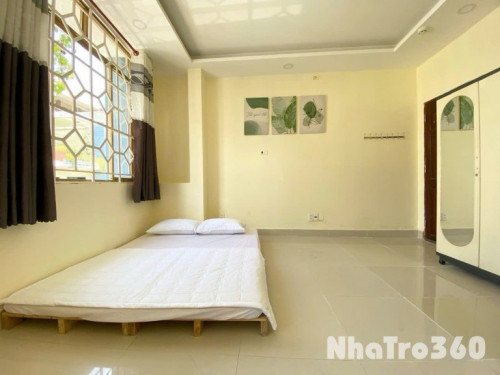 Studio ban công - cửa sổ lớn ngay Vạn Hạnh Mall quận 10