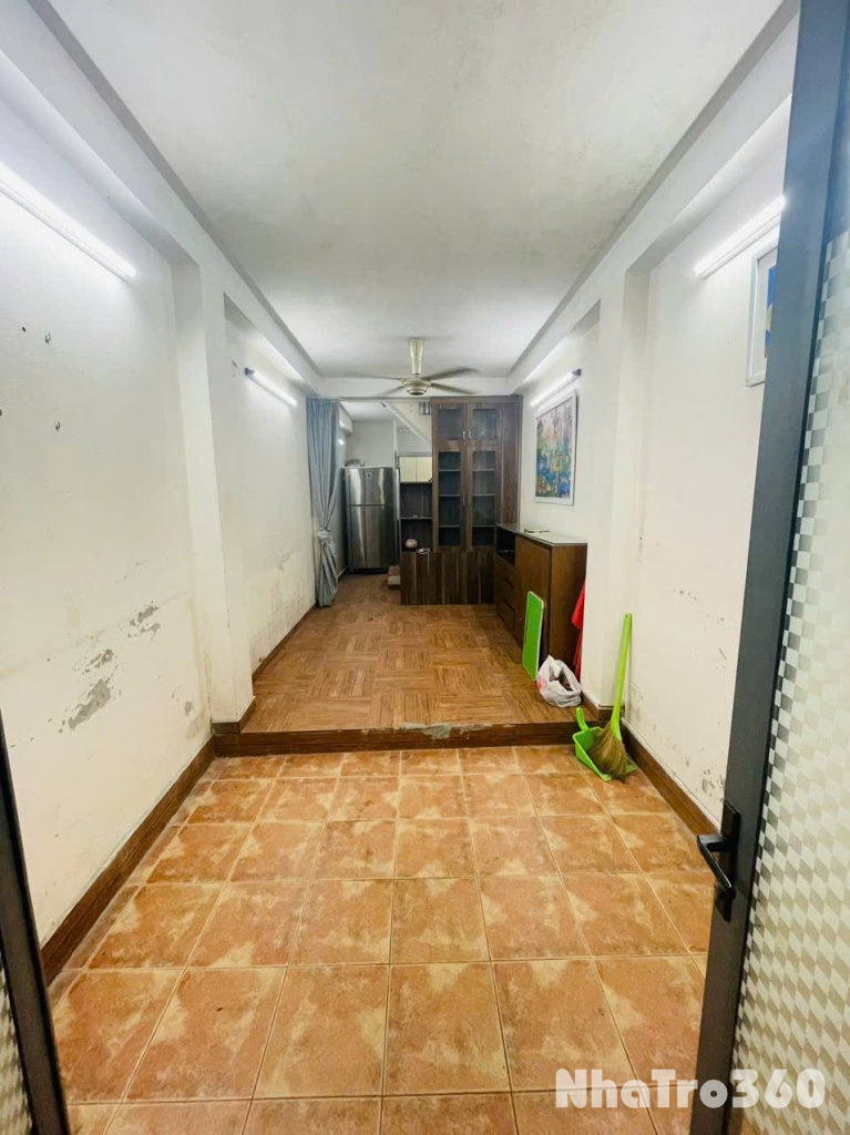 Cho thuê nhà nguyên căn ngõ 219 Tôn Đức Thắng, 33m2 x 4 tầng, 4 ngủ,3 wc, 12 Triệu/th