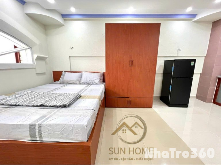 Studio cửa sổ trời - full nội thất - siêu rộng quận 10