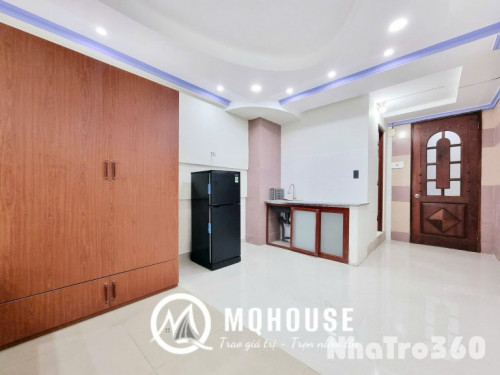 Studio cửa sổ trời - full nội thất - siêu rộng quận 10