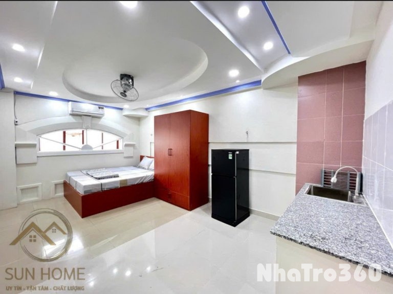 Studio cửa sổ trời - full nội thất - siêu rộng quận 10