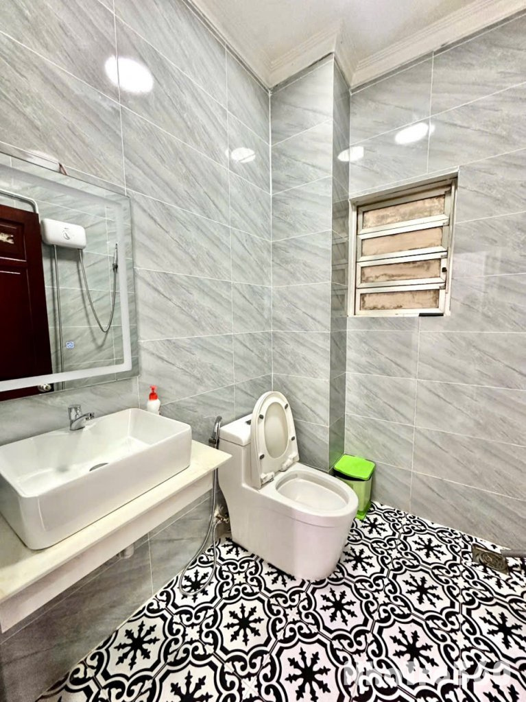 Cho thuê căn hộ Studio Ban công thoáng Q4 gần ĐH Luật, ĐH Nguyễn Tất Thành, cầu Khánh Hội