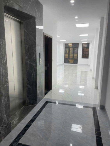 Nhà mình cho thuê nhà mới, lô góc ,vỉa hè, 96m2- 4T, Chùa Láng_28 Tr