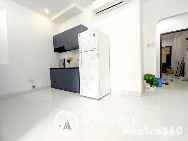 STUDIO BAN CÔNG FULL NT GẦN ETOWN CỘNG HOÀ QTB