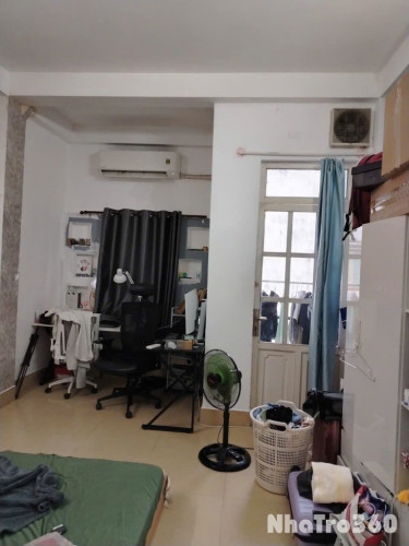 ✨ Cho thuê căn hộ Studio ban công thoáng mát tại Q4 gần ĐH Luật, ĐH Nguyễn Tất Thành, chợ 200 ✨