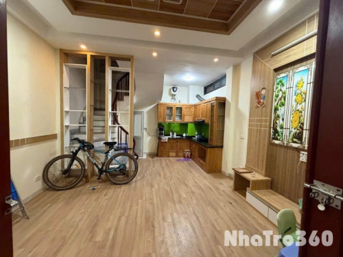 Cho thuê nhà ngõ nguyên căn 93 Giáp Nhị, 5 tầng x 33m2, 3 ngủ, 10 Triệu/tháng