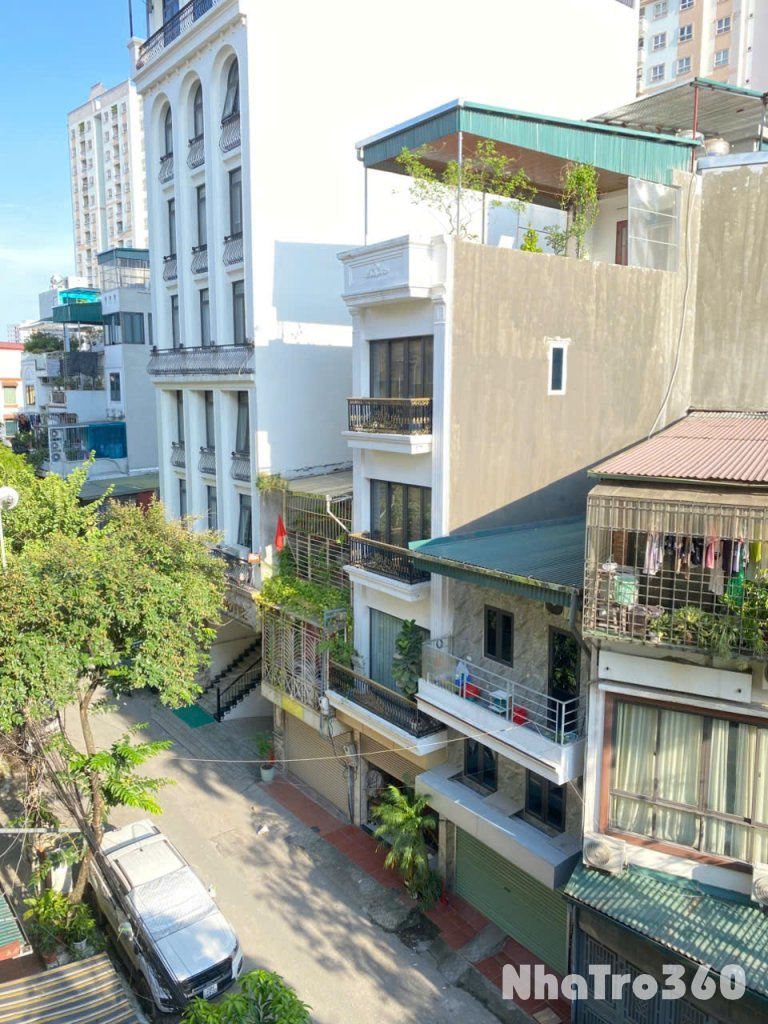 Cho thuê căn hộ Tập thể Lương Khánh Thiện, 60m2 chỉ 5.5 Triệu/tháng