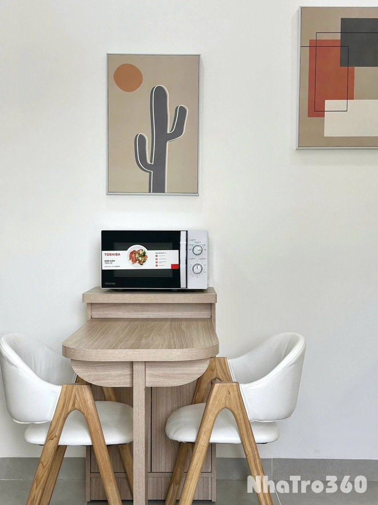 Full nội thất, cửa sổ, máy giặt riêng, studio