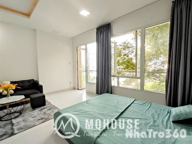 STUDIO BAN CÔNG FULL NT GẦN ETOWN CỘNG HOÀ QTB