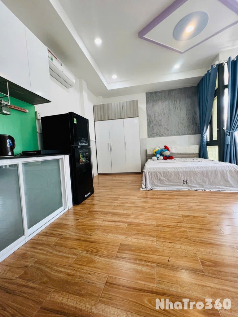 Cho thuê căn hộ Studio Ban công rộng 40m2 Q4 gần ĐH Luật, ĐH Nguyễn Tất Thành, cầu Ông Lãnh