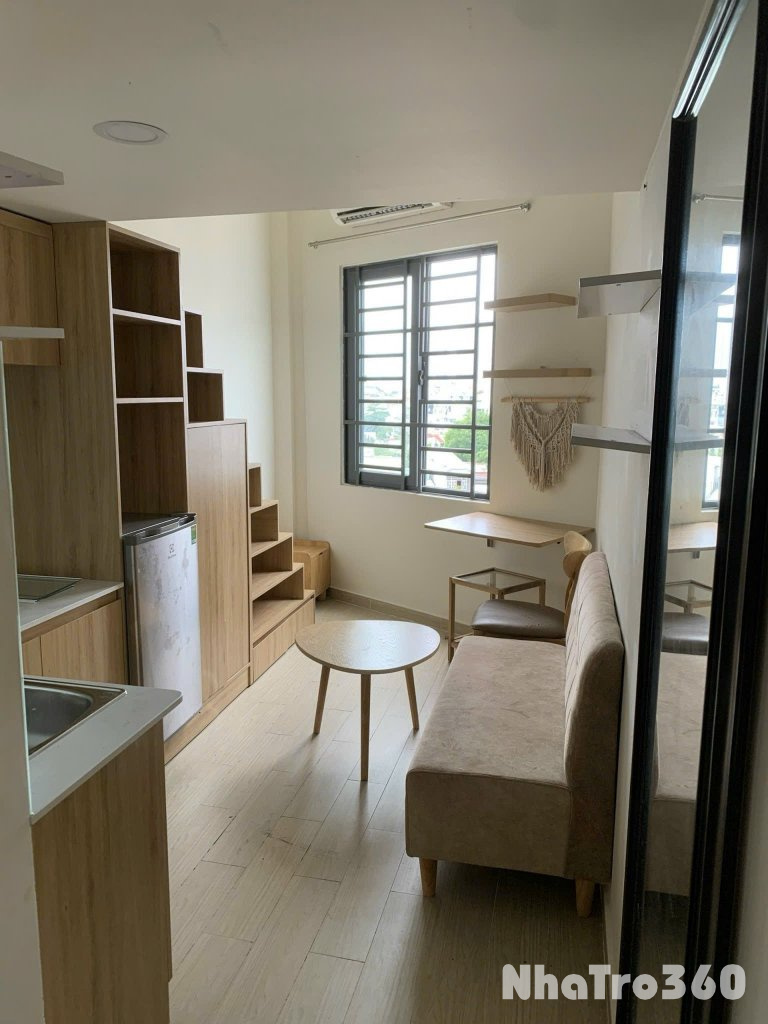 Cho thuê căn hộ có gác, Q4, đường Bến Vân Đồn, gần Đại Luật, ĐH Nguyễn Tất Thành, Chợ Xóm Chiếu