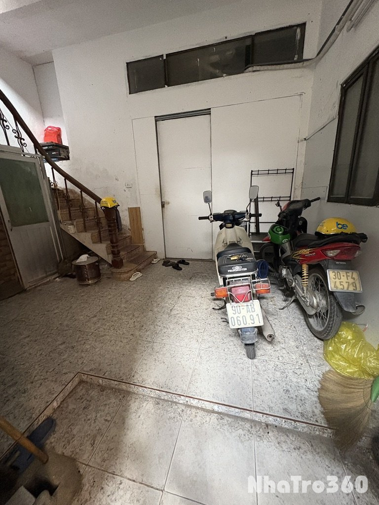 Cho thuê  nhà tầng 1 có gác xép . Ko chung chủ