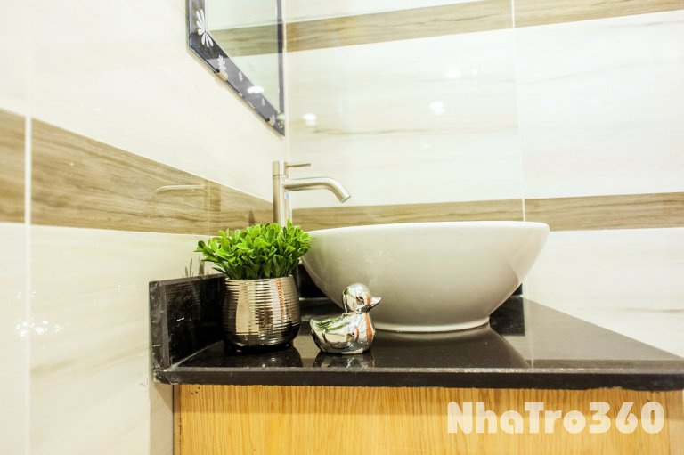 Cho thuê căn hộ Duplex, 50m2, Q4, Đường Bến Vân Đồn, gần ĐH Luật, ĐH Nguyễn Tất Thành, Chợ Xóm Chiếu