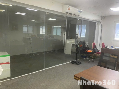 Cho thuê căn hộ chung cư Nguyễn Trãi, 90m2 thông sàn, 1 vệ sinh, 8 Triệu