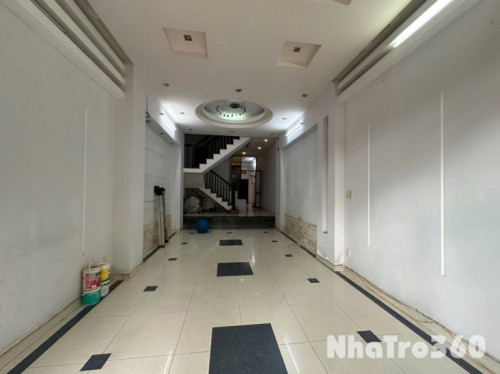 Cho thuê nhà mặt tiền KDC Tạ Quang Bửu, P. Bình Đông, Q.8 – 4m x 16m, 1 trệt + 3 lầu
