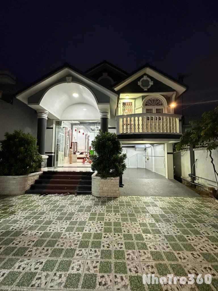 Cho Thuê Nhà Kd Mặt Tiền, 2 Tầng, 340m2, 3pn, Giá Tốt Kênh 30 Tháng 4, P.6, Tp.Sóc Trăng