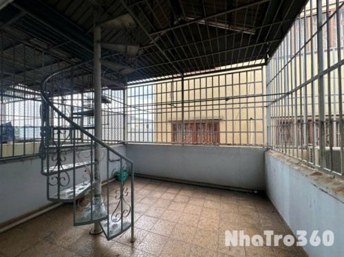 Cho thuê nhà mặt tiền KDC Tạ Quang Bửu, P. Bình Đông, Q.8 – 4m x 16m, 1 trệt + 3 lầu