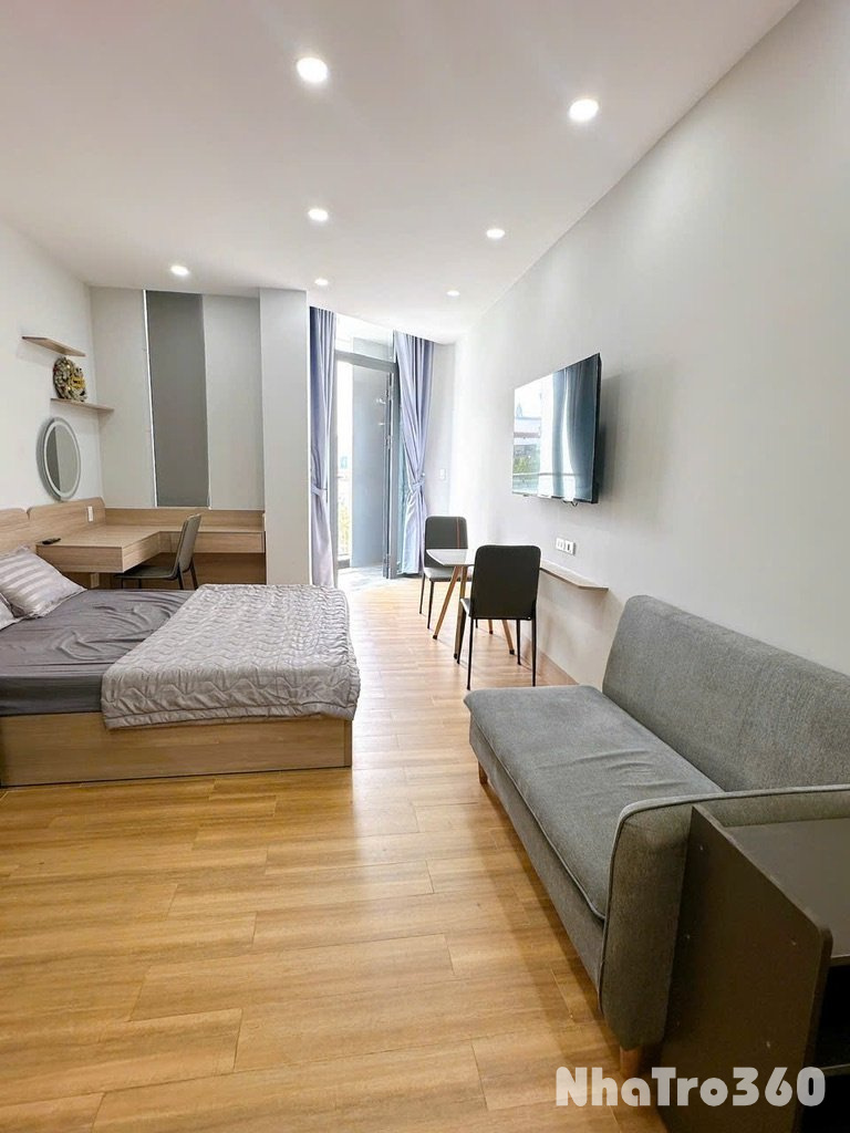 Cho thuê căn hộ ban công full nội thất quận 4