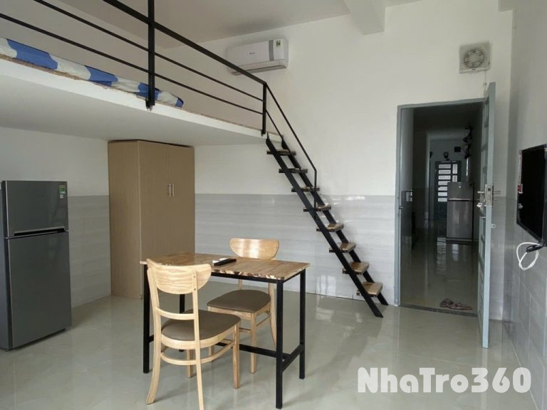 DUPLEX BAN CÔNG CÓ NỘI THẤT NGAY CHỢ PHẠM VĂN BẠCH